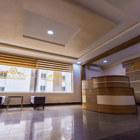 Phoenicia Suites Wupa Екстер'єр фото